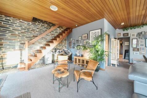 Owners Sitting Room