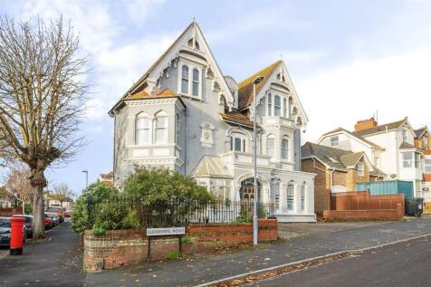 Oaklands Guest House
