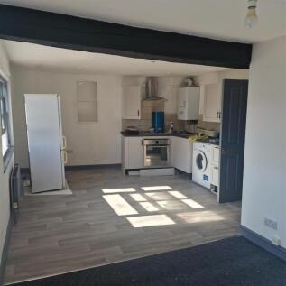 kitchen area.jpg