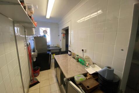 kitchen area.jpg