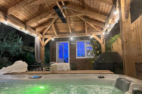 new hot tub image1 .jpg
