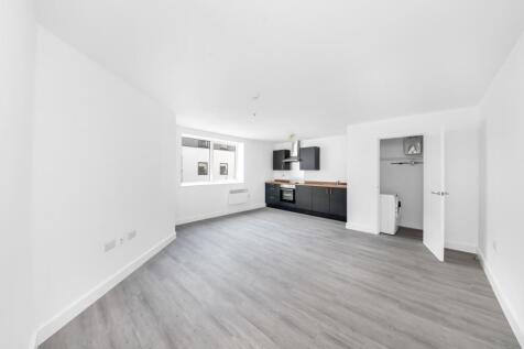 Living and Dining Area