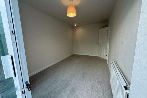 Double Bedroom 1