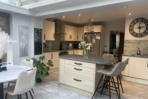 Kitchen Diner &amp; Orangery