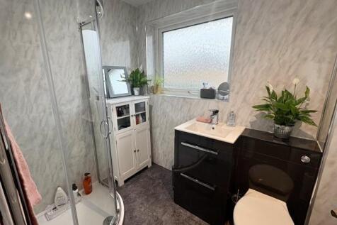 bathroom.jpeg