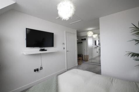 Double Bedroom 1