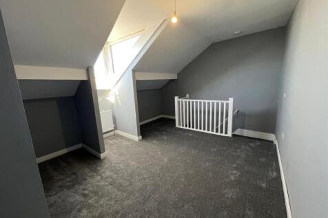Upper Floor Master Bedroom