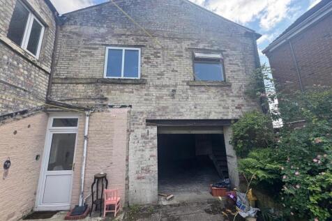 Outbuilding / Workshop