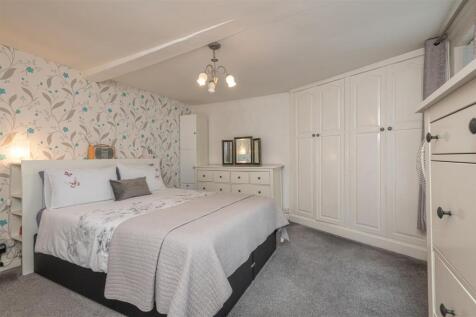 Double bedroom 2
