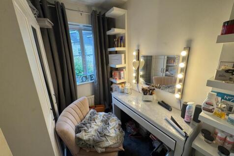 Single Bedroom 3