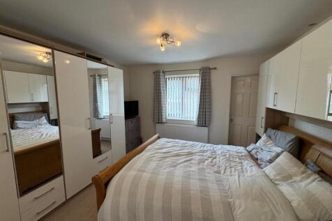 Double Bedroom 1
