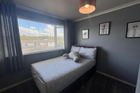 Double Bedroom 2