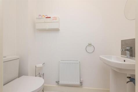 25 - 7 Waddle Road LS25 4EP.jpg