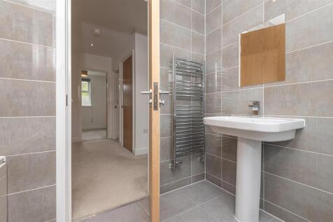 52 - 7 Waddle Road LS25 4EP.jpg