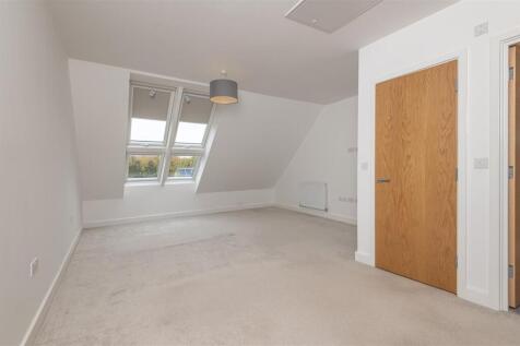 55 - 7 Waddle Road LS25 4EP.jpg