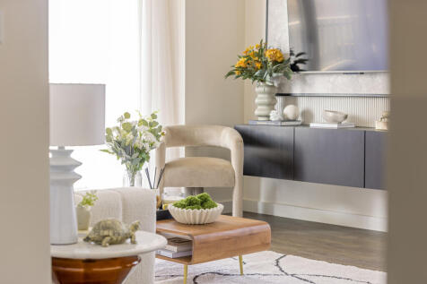 Living Area - Fenton Apartments