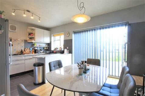 Extended Kitchen/ Diner