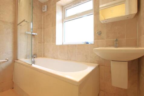 Family Bathroom/ WC
