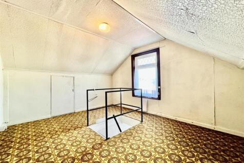 Loft Room