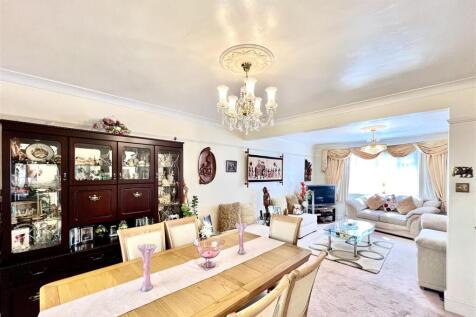 Through Lounge