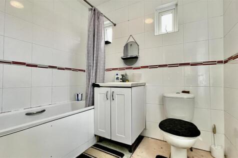 Ground Floor Bathroom