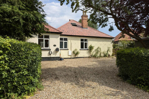 Lynwode Lodge fro...