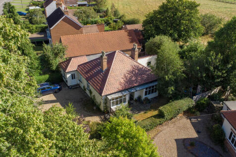 Lynwode Lodge Dro...