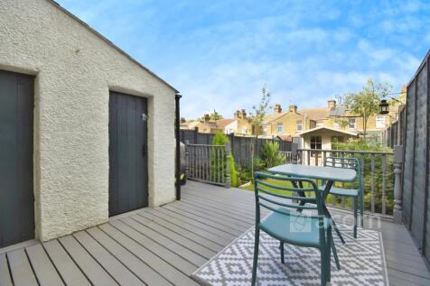 b400e327-FileAcce...