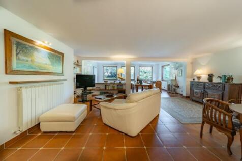 Double Living Room