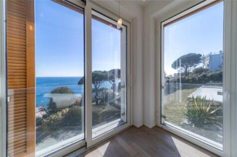 Villa Exntrance