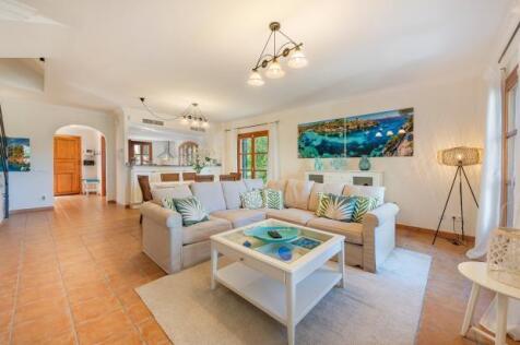 Open Planned Living