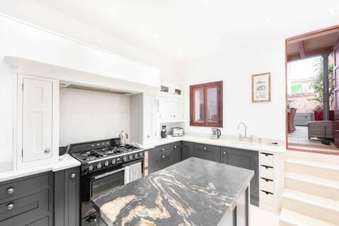 main kitchen (1)