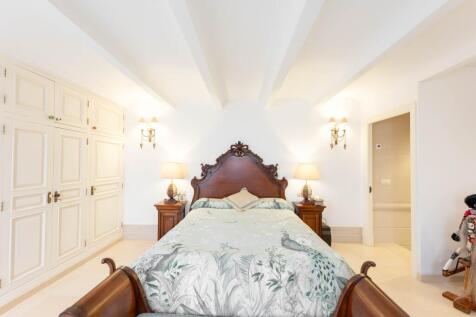 master bedroom (1)