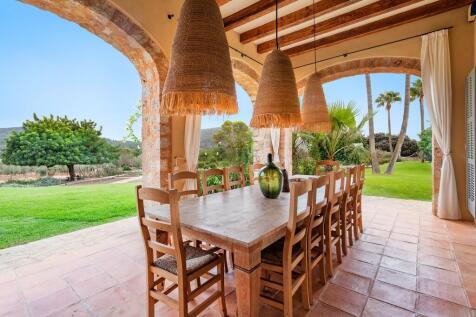 Covered Terrace (2)