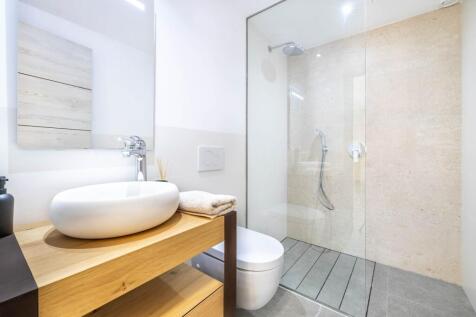 Bathroom (2)
