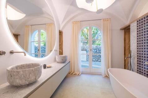 Bathroom (1)