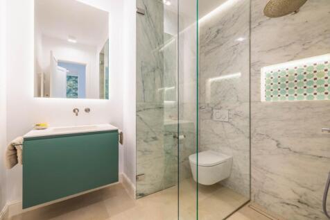 Bathroom (3)