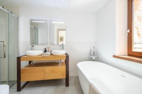 Bathroom (1)