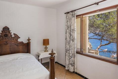 Bedroom (3)