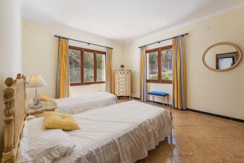 Bedroom (1)