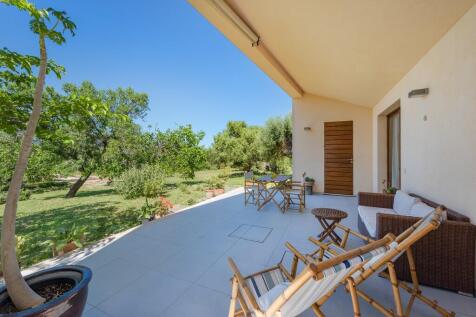 Covered Terrace