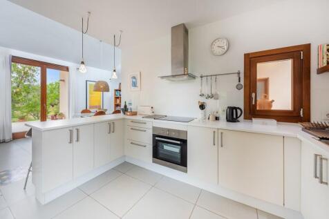 Kitchen (1)
