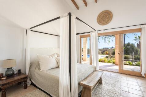 Bedroom (4)