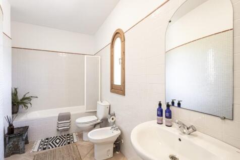 Bathroom (1)