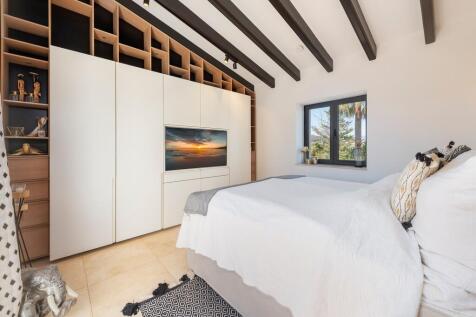 Bedroom (2)