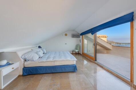 Bedroom (5)