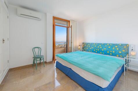 Bedroom (4)