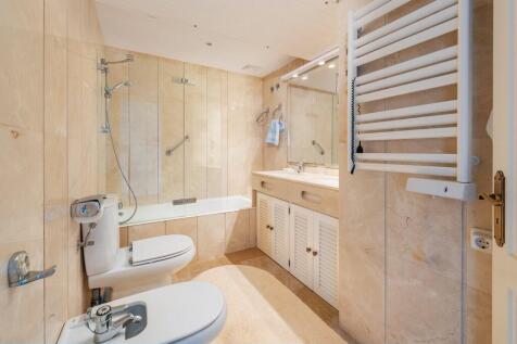 Bathroom (2)