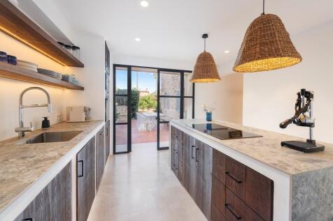 Kitchen new (2)