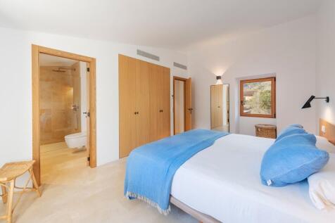 Bedroom (5)